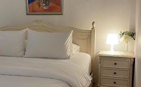 Rynn Hotel