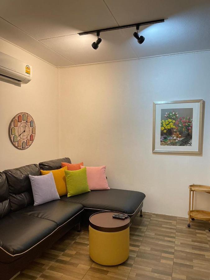 Rynn Hotel Trat Exterior foto